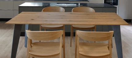 Stůl Janek a židle Simple realizace
